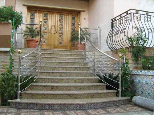son şirket davası hakkında WinscoMetal Custom Stainless Steel Cable Railing Project for Residential Outdoor Staircase