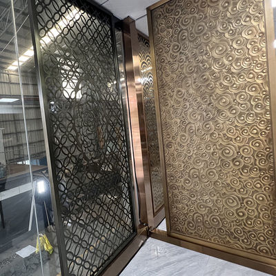 201 304 316 Sınıf Renkli Bitmiş Restoran Paslanmaz Çelik Duvar Panelleri 1500mm
