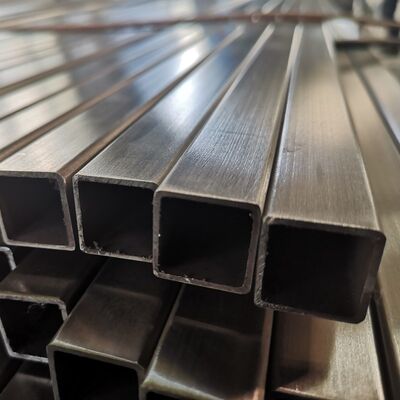 SUS 201 304 316 Ayna Saten Bitirilmiş Inox Kaynaklı Boru 0.7mm-3.5mm Kalınlığı Paslanmaz Çelik Kare Boru 40mmx40mm